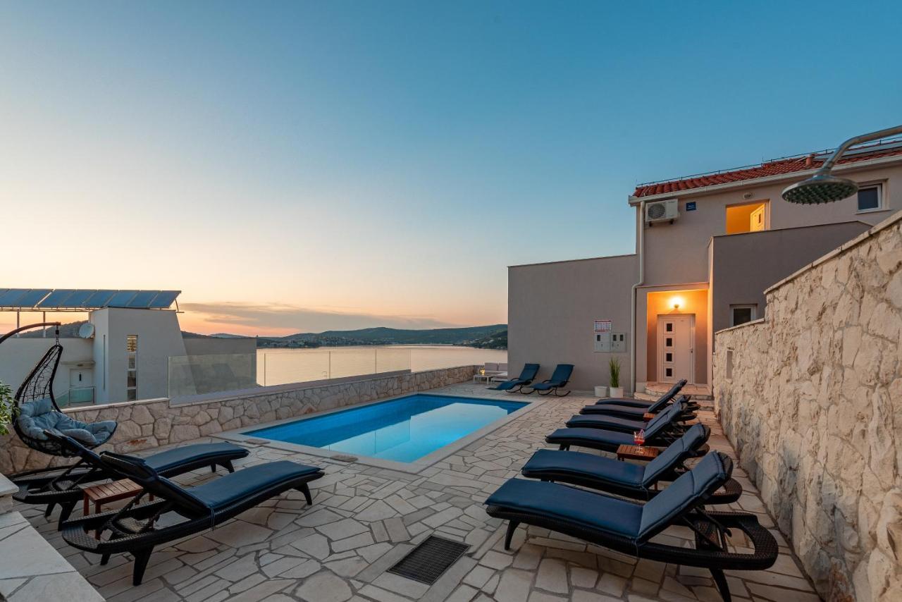Villa Mona Apartments Ражань Экстерьер фото
