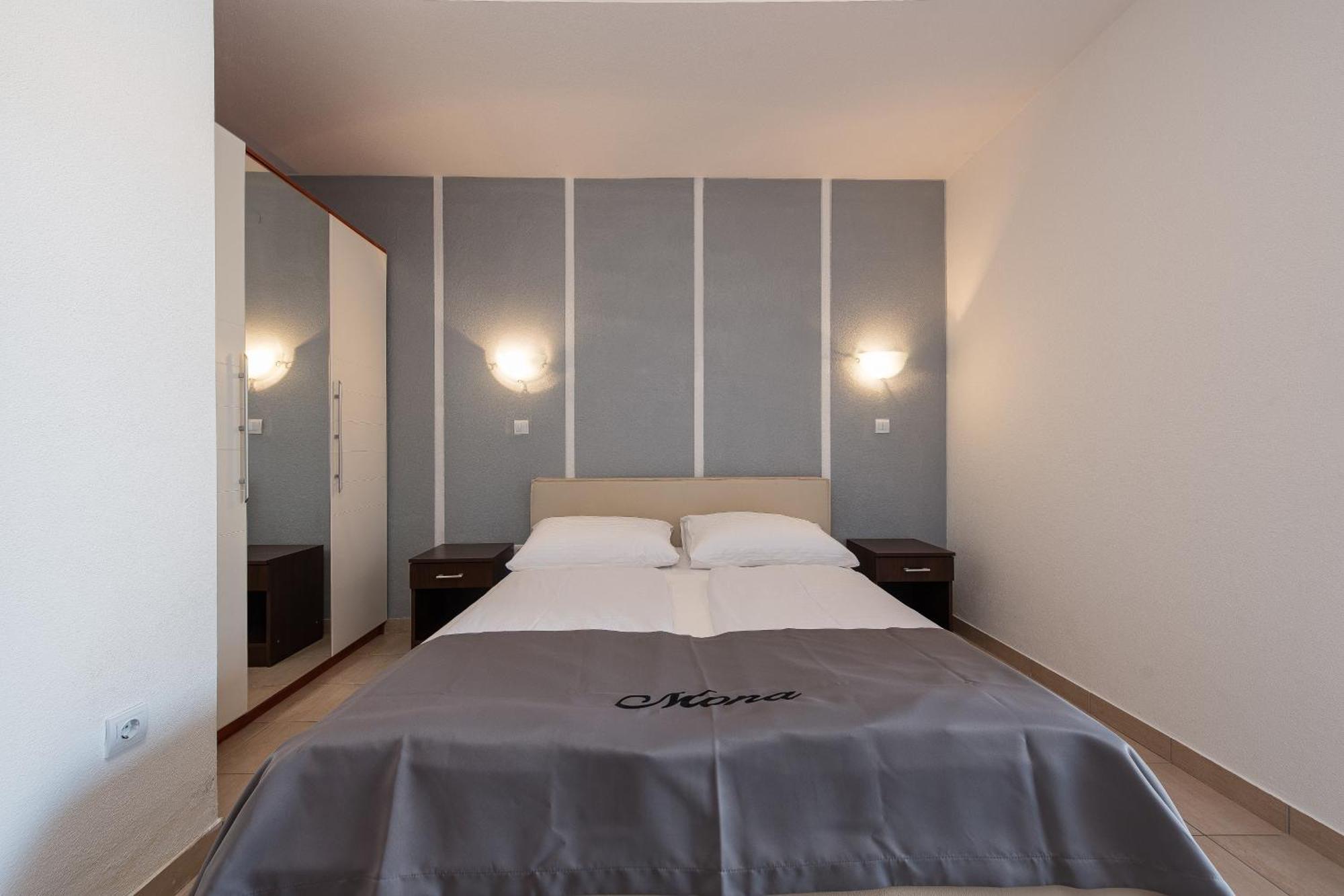 Villa Mona Apartments Ражань Номер фото
